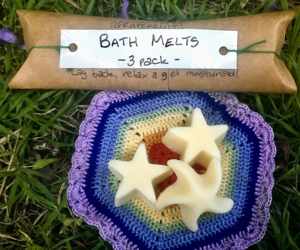 Recycled Eco-friendly Gift-wrapping (empty toilet rolls) - Homemade Bath Melts