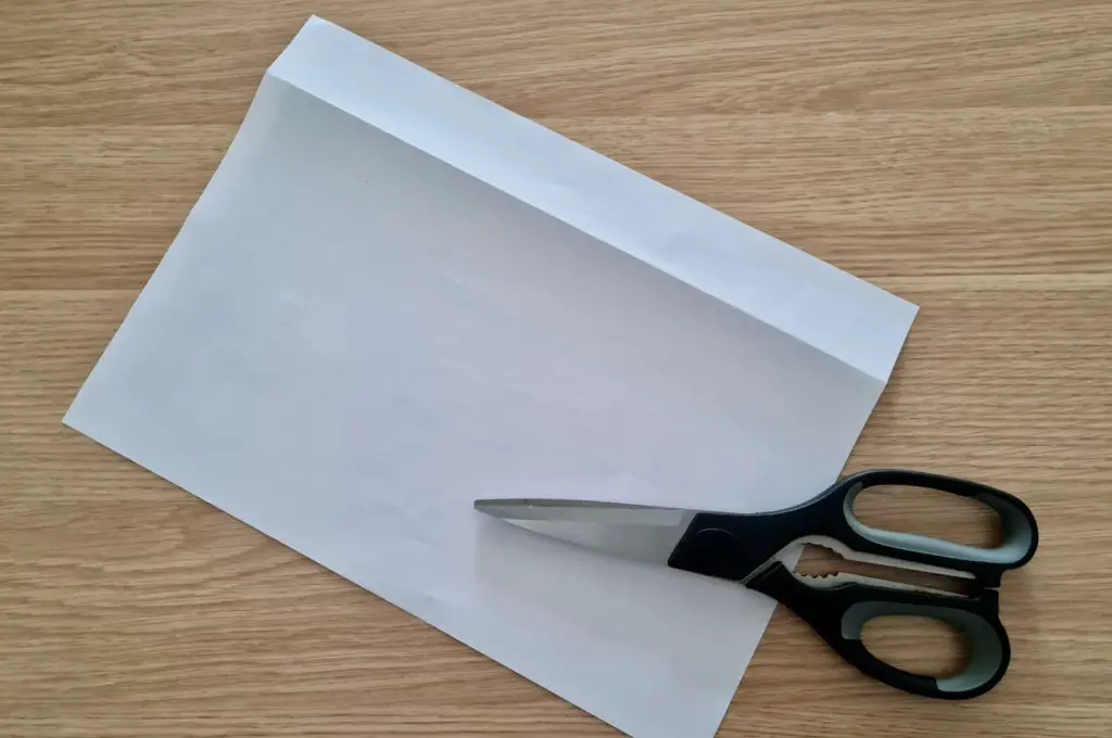 DIY Fabric No-Sew Scrap Bunting